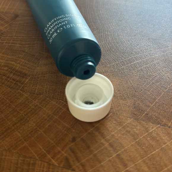 3 for $15/Living Proof Clarifying Detox Shampoo - Picture 3 of 3